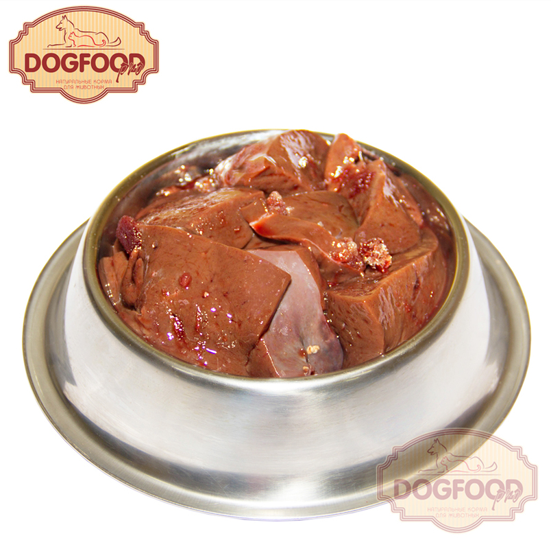 Печень говяжья сушеная для собак. Миски с мясом,субпродукты для собак.